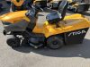 STIGA fűgyűjtős fűnyíró traktor ESTATE 7102 W