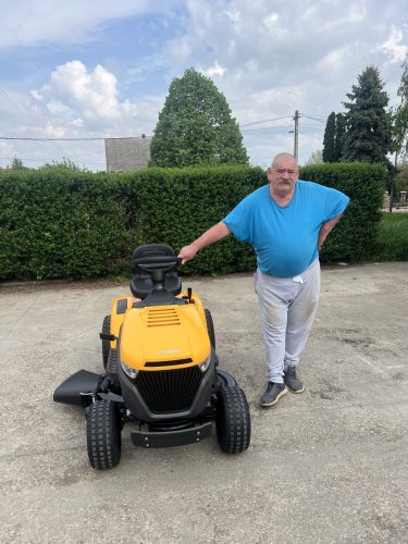 STIGA oldalkidobós fűnyíró traktor TORNADO 5108 W