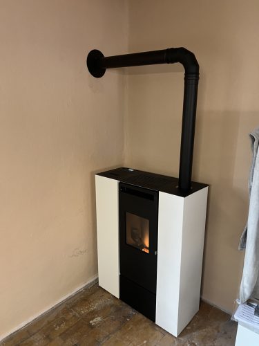  Pia pellet kályha (11 kW) Légcsatornázható