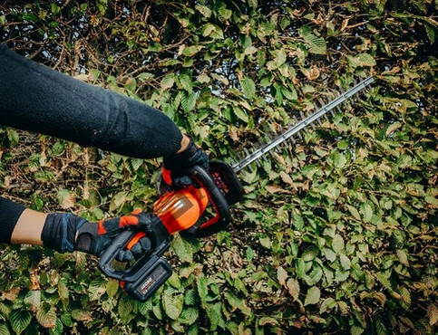 ECHO DHC-310/60 akkumulátoros sövényvágó (akkumulátor és töltő nélkül)