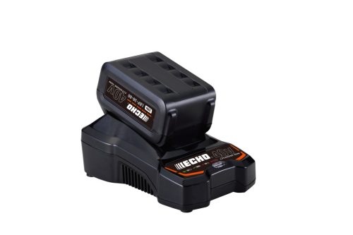 ECHO DCS-310 akkumulátoros láncfűrész (2 Ah akkumulátorral és töltővel)