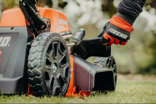 ECHO DLM-310/46P akkumulátoros fűnyíró (2 Ah akkumulátorral és töltővel)